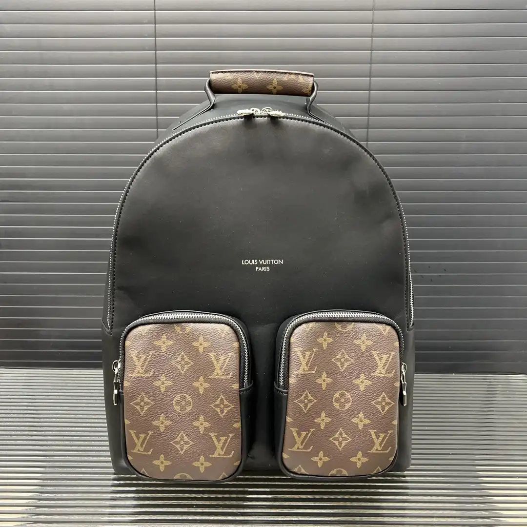 Louis Vuitton MULTIPOCKET