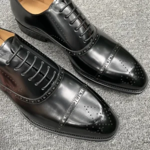 Unknown brand black cap toe dress shoes full leather with brogue perforation detailing