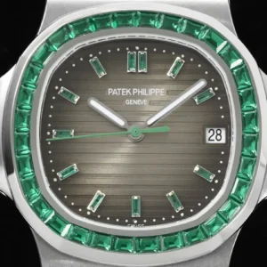 Patek Philippe Nautilus 5711 Green Diamond Set 40mm Steel Bracelet Premium Edition