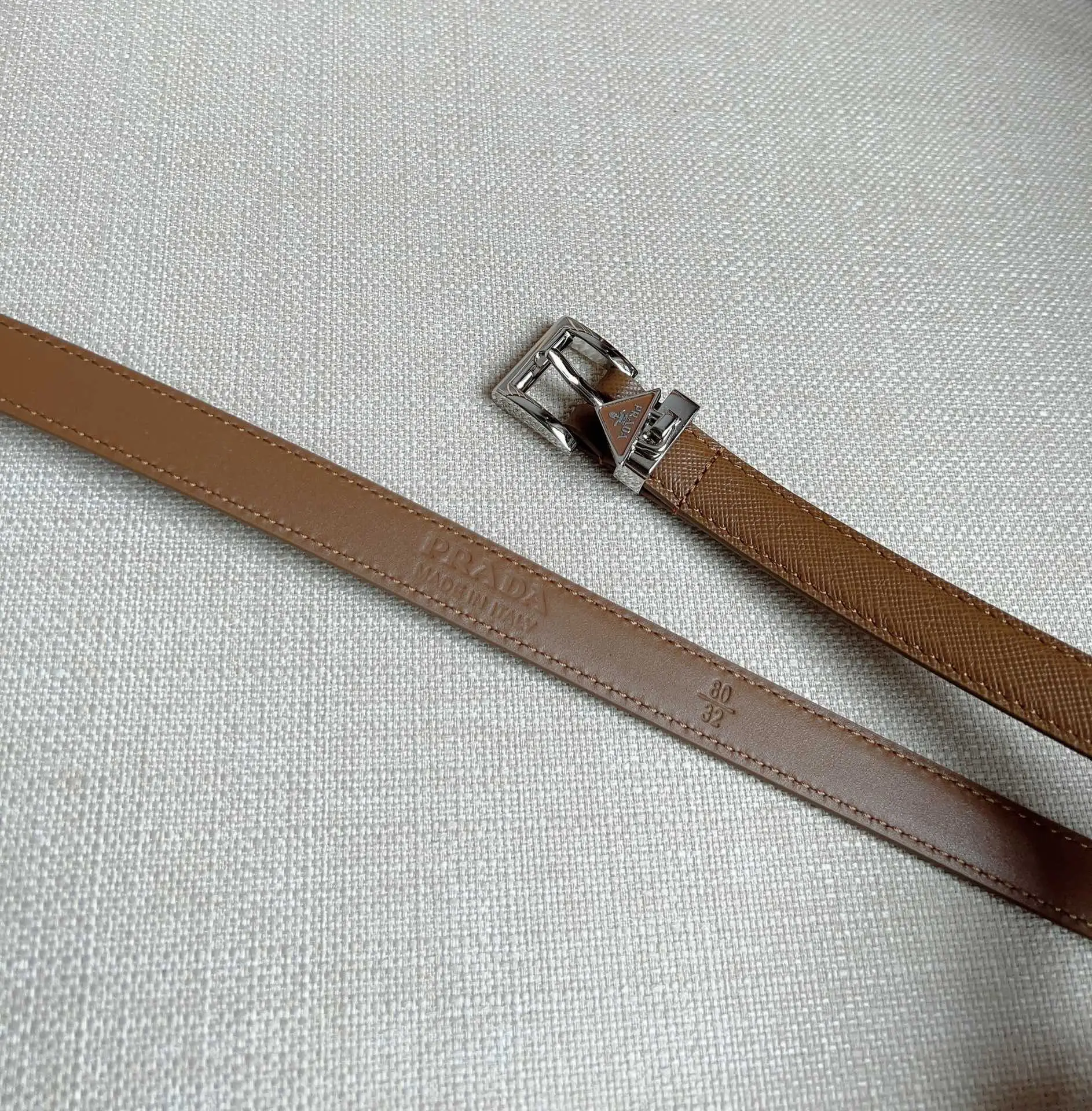 Prada belt brown saffiano leather silver buckle made in Italy size 80 32 luxury accessory