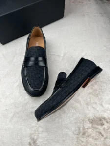 Dior Men's Boutique Le Fu Shoes in black Oblique printed fabric with leather outsole, showcasing modern design and engraved Dior logo.
