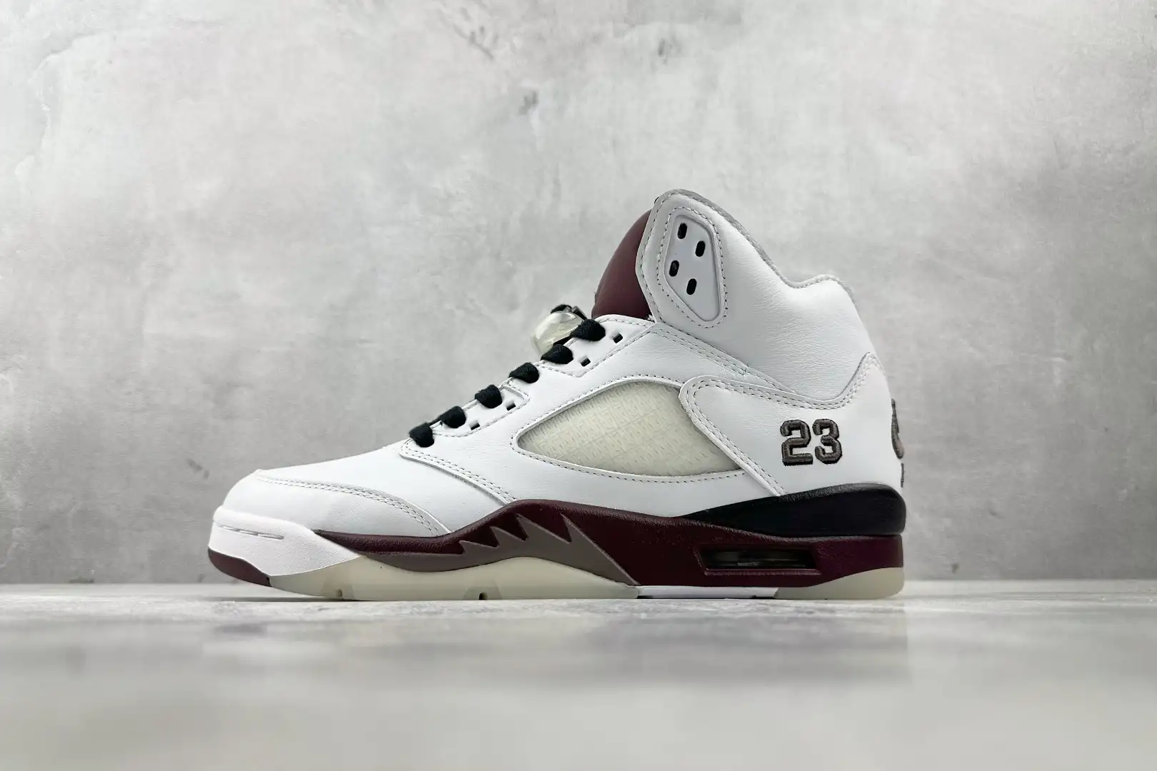 Jordan 5 Retro A Ma Maniére Black Collective