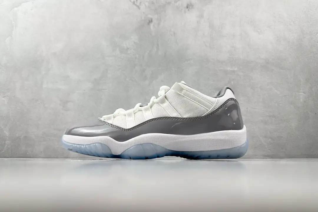 Jordan 11 Retro Low Cement Grey