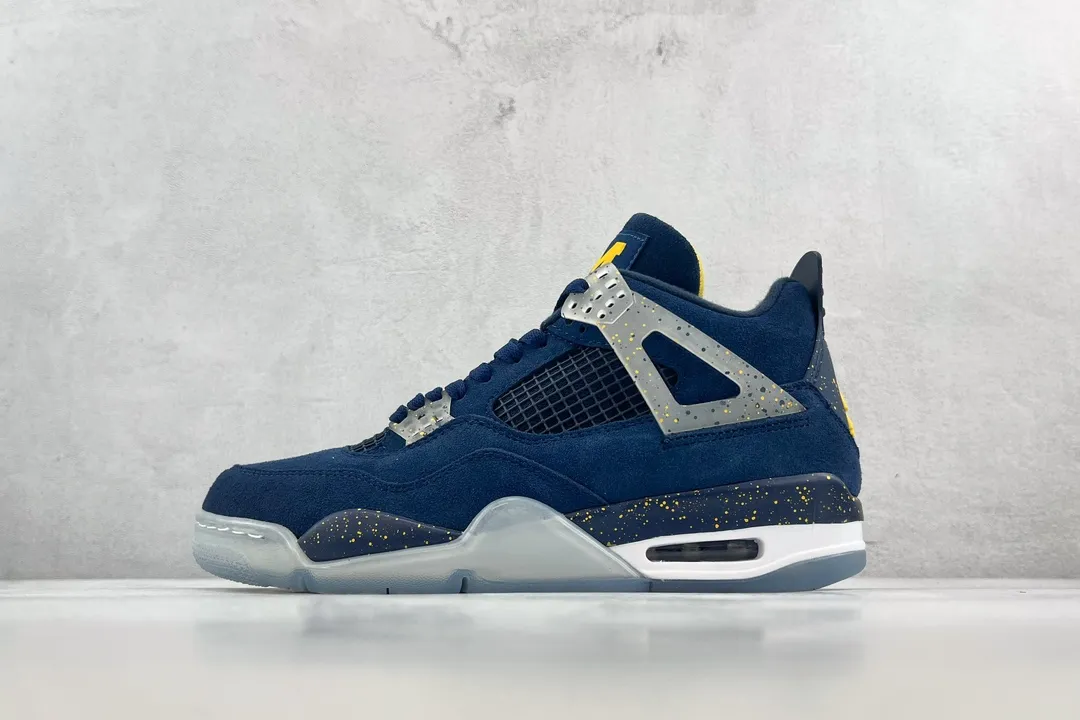 Jordan 4 Retro Michigan PE