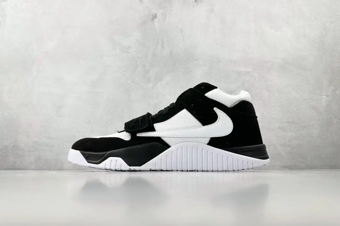 Travis Scott x Jordan Black and White