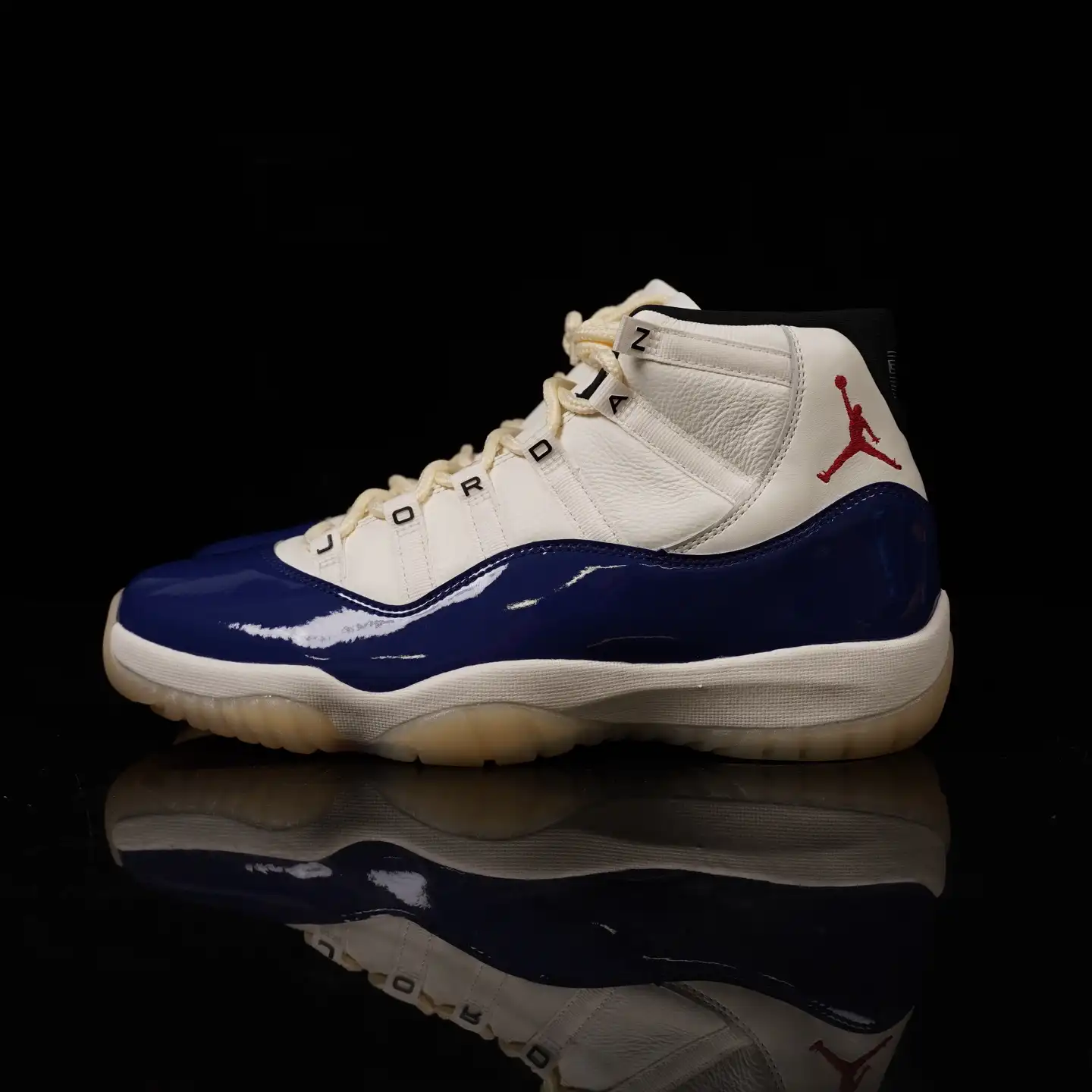 Air Jordan 11 High Retro"Rare Air"