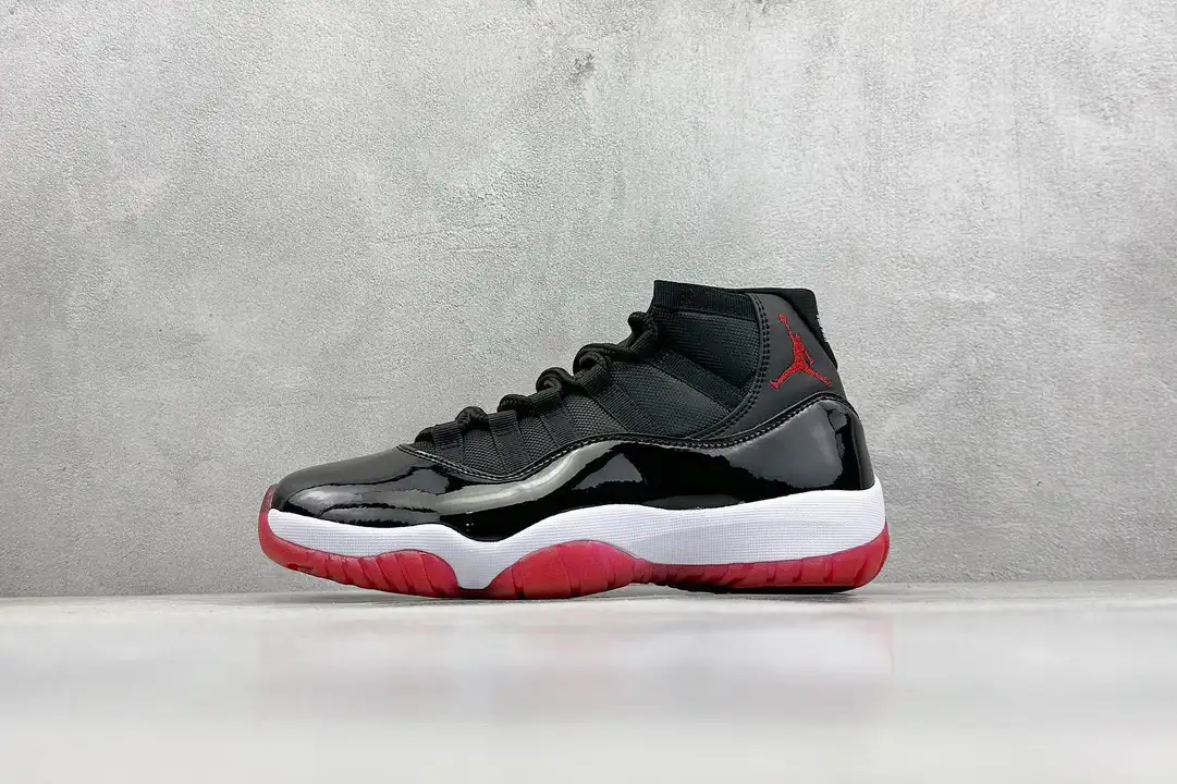 Air Jordan 11＂BRED＂2019 playoffs model