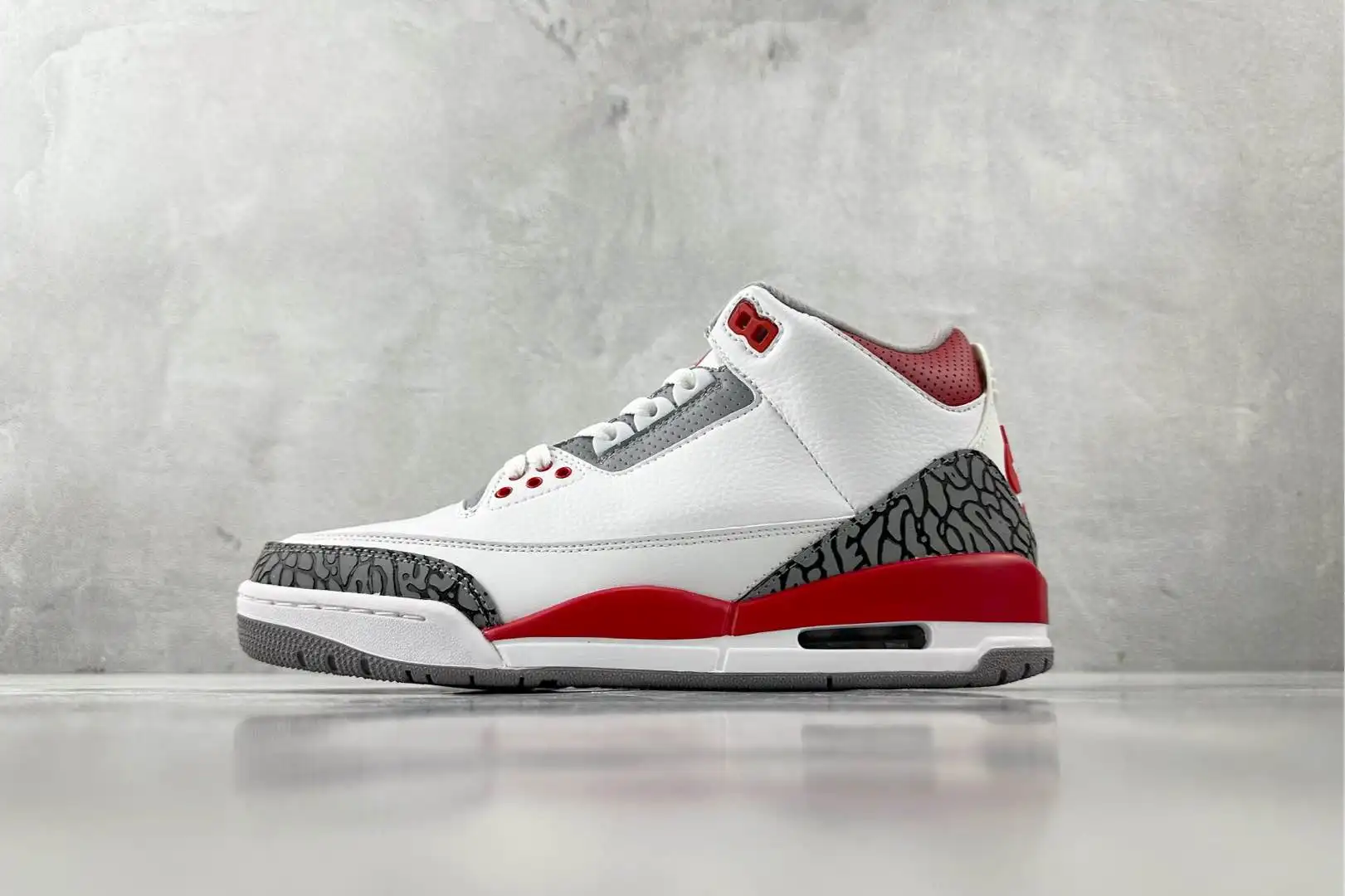 Air Jordan 3 Retro Fire Red