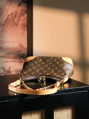 Louis Vuitton Looping GM large monogram canvas shoulder bag brown leather trim gold chain