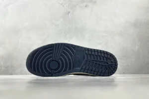 Nike Air Jordan 1 Low black outsole rubber sneakers