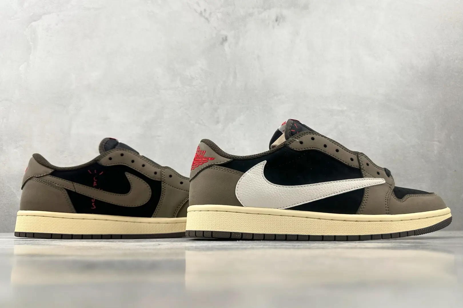 Nike Jordan 1 Low OG Travis Scott Style DV3745-001 black/phantom-sail leather sneakers