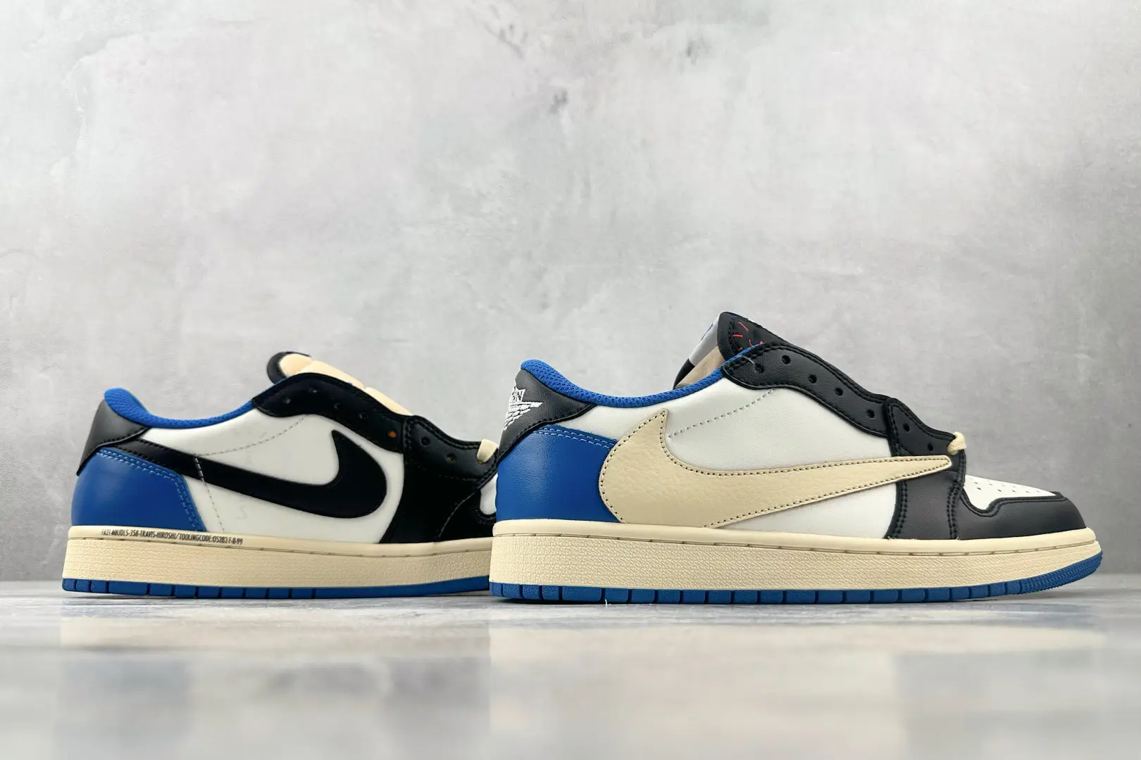 Nike Jordan 1 Low OG Travis Scott SP DZ5485-100 blue black white cream leather sneakers