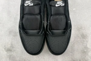 Nike Jordan 1 Retro High OG Style DZ5485-001 black colorway premium leather sneakers