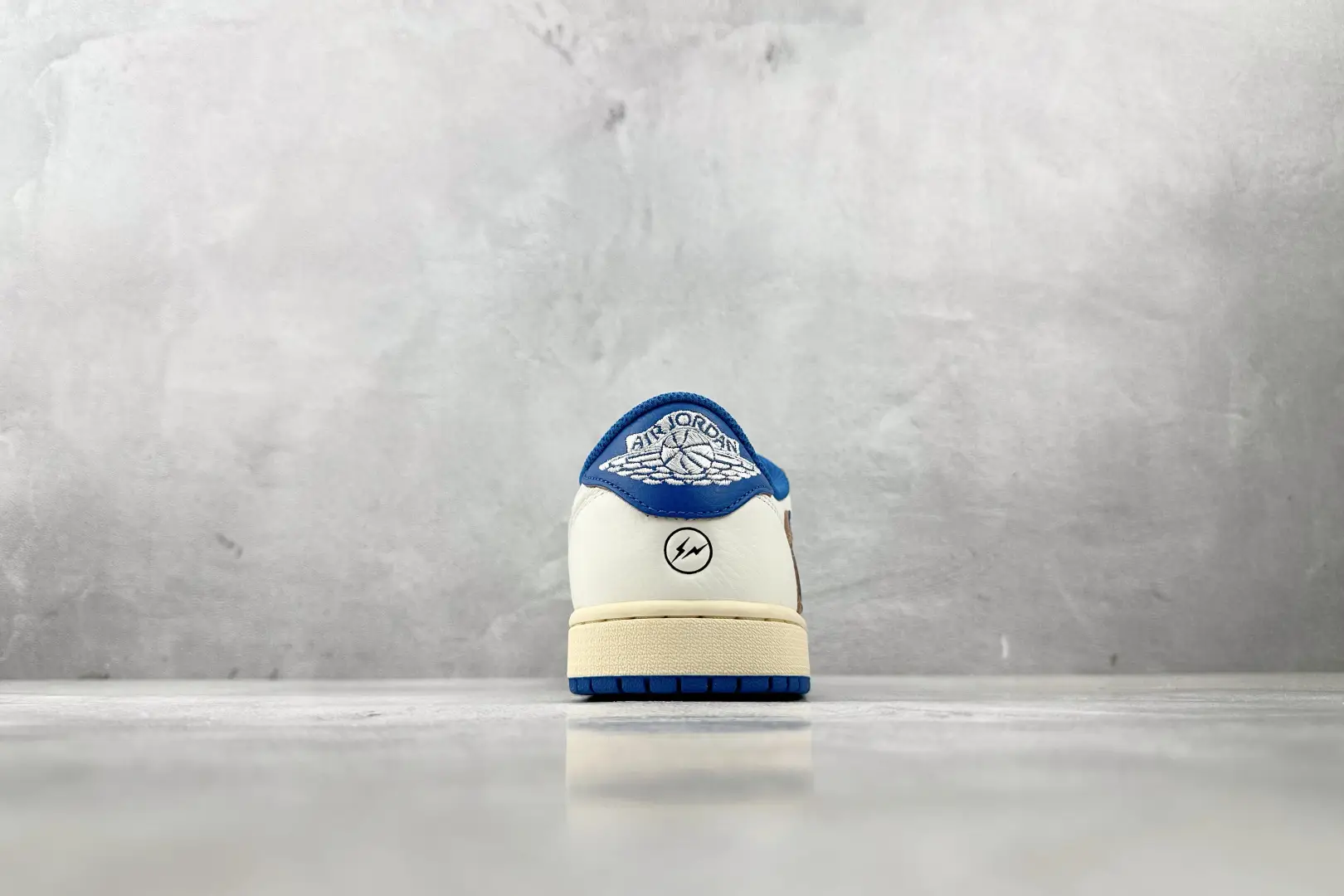 Nike Jordan 1 Retro Low OG Fragment Style 553558-125 white blue leather sneaker rear view