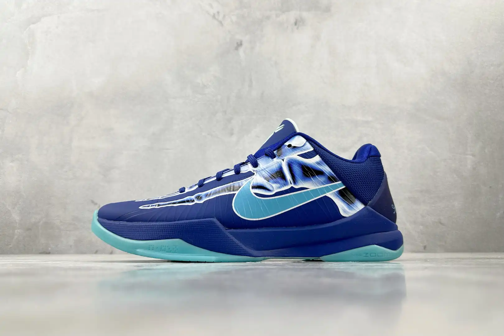 Nike Zoom Kobe 5 Protro &ldquo;X-Ray