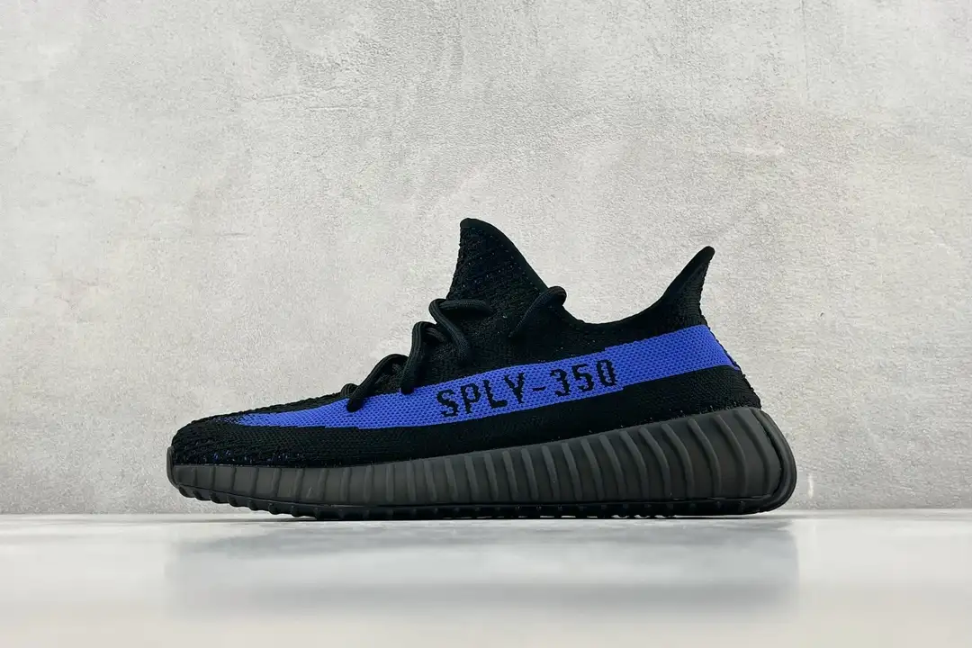 adidas Yeezy Boost 350 V2 Dazzling Blue