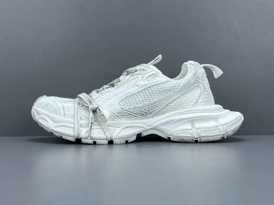 White Grey Balenciaga 3XL Mesh Strap with Old Low