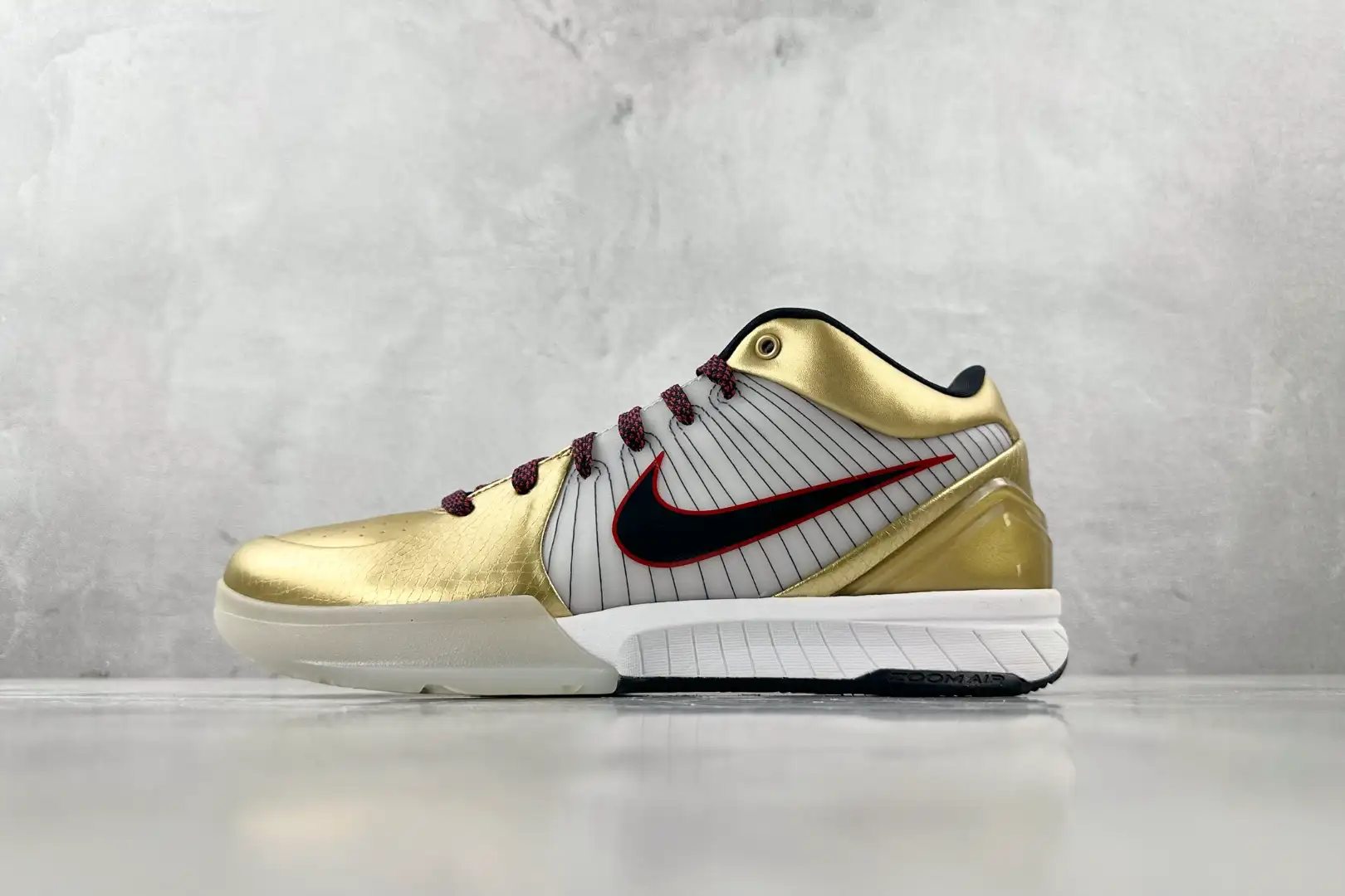 Nike Zoom Kobe 4 Protro "Gold