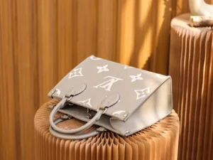 Louis Vuitton Onthego GM large tote bag gray white monogram canvas leather handles
