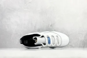 Air Jordan 11 Retro Concord white black leather sneakers with mesh and patent leather detailing