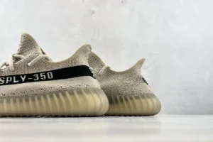 Adidas Yeezy Boost 350 V2 Sesame black stripe Primeknit sneakers translucent rubber sole