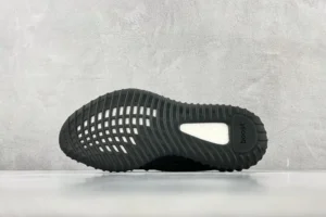 Adidas Yeezy Boost 350 V2 black primeknit sneakers with rubber outsole and Boost cushioning