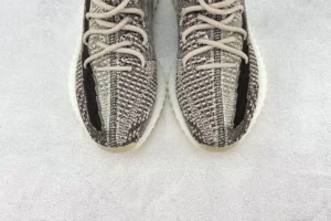 Adidas Yeezy Boost 350 V2 Zebra black white striped Primeknit sneakers