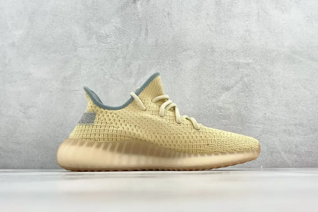 Adidas Yeezy Boost 350 V2 Citrin yellow Primeknit sneakers gum rubber sole