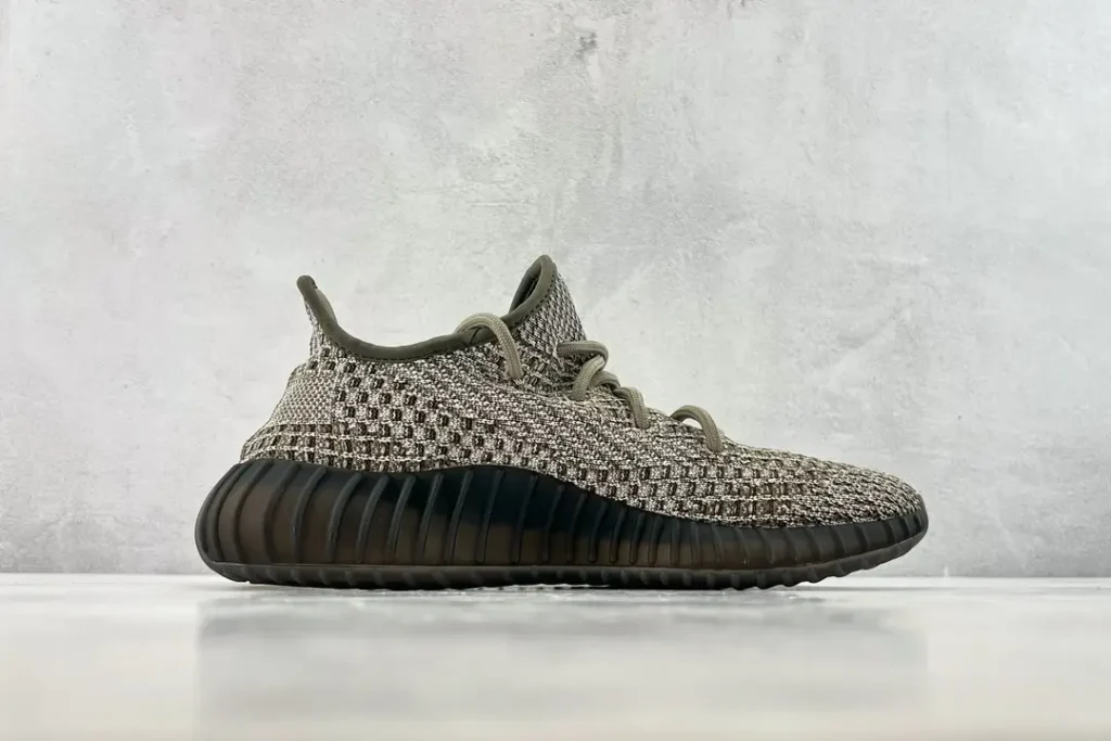 Adidas Yeezy Boost 350 V2 earth tone brown primeknit knit sneakers with black ribbed rubber sole