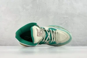 Nike Zoom Freak 3 green cream textile leather sneakers