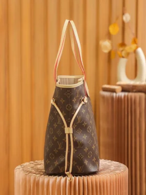 Louis Vuitton Noe BB M44019 monogram canvas bucket bag brown leather trim