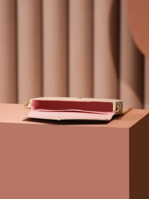 Gucci Dionysus Small Bag beige GG Supreme canvas pink leather interior gold chain strap