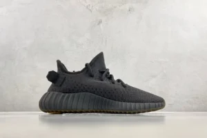 Adidas Yeezy Boost 350 V2 Black black knit primeknit sneakers with ribbed sole