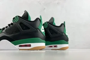 Nike Jordan 4 Retro Green Glow Style CT8527-003 black green white gum rubber sneakers leather mesh