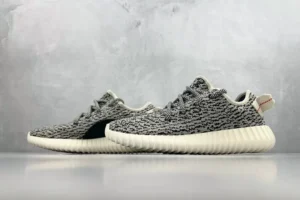 Adidas Yeezy Boost 350 Turtle Dove grey black primeknit sneakers with white rubber sole