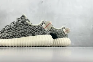 Adidas Yeezy Boost 350 V1 Turtle Dove white black knit sneakers with ribbed sole