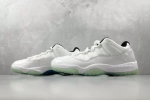 Nike Air Jordan 11 Low 528895-100 white black translucent rubber sneakers leather patent leather