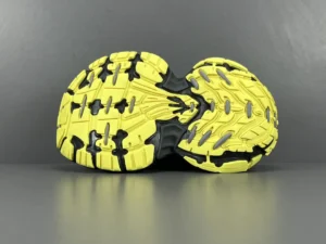 Nike Air Max Plus Volt yellow black rubber sole sneakers outsole detailed tread pattern