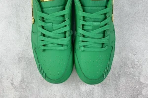 Nike Jordan 1 Retro High OG Green Bean Style 555088-307 green leather sneakers