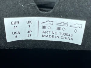Label showing size information for Balenciaga CIRCUIT print sneakers, including EUR 41, UK 7, USA 8, and manufacturing details.