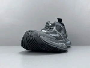 Balenciaga Track Sneakers black colorway mesh and leather material with size 42 rubber sole