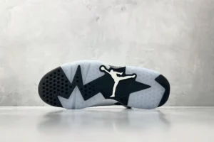 Nike Jordan 6 Retro DMP Style 384664-062 black and white rubber sole sneakers