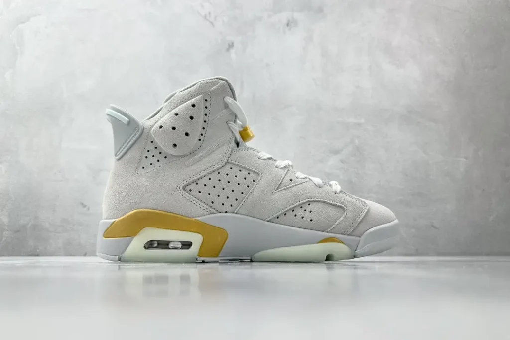 Nike Air Jordan 6 Retro DH0690-100 Light Bone/Pale Ivory-Gorge Green suede sneakers