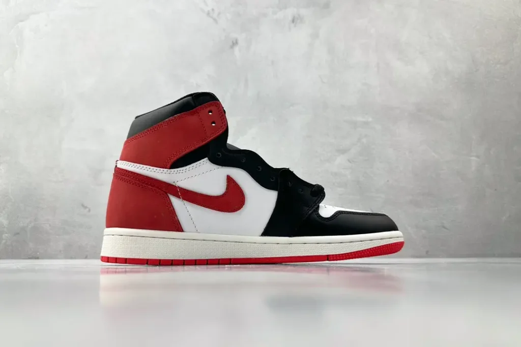 Nike Jordan 1 Retro High OG 555088-061 black white varsity red leather sneaker