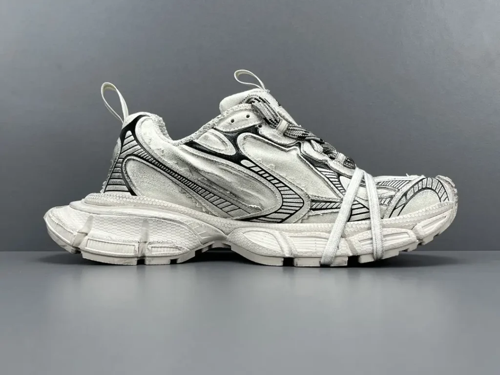 Balenciaga Track 2.0 Sneaker 672440 white/black nylon and mesh material with layered sole design