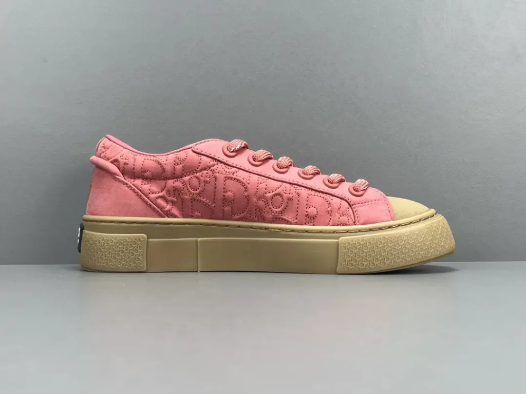Dior B23 Low Top sneaker pink canvas rubber sole lace-up design