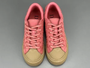 Dior B23 low-top sneakers pink canvas brown rubber sole shoes