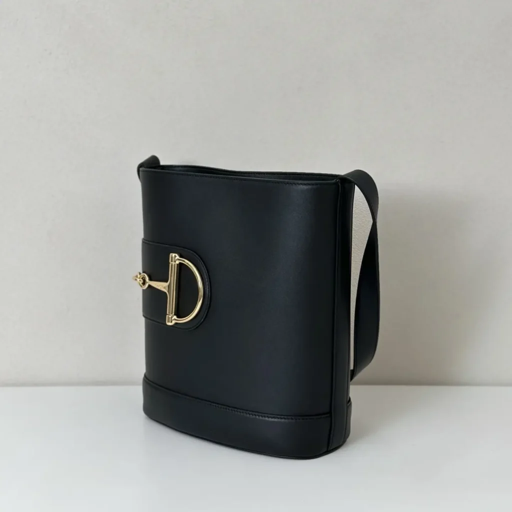 Gucci Horsebit 1961 medium black leather shoulder bag gold hardware