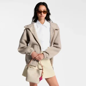 Louis Vuitton Favoloso PM bag beige monogram canvas compact size with leather and pink charm