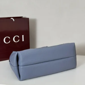 Gucci Shoulder Bag medium size blue leather handbag with soft structured design